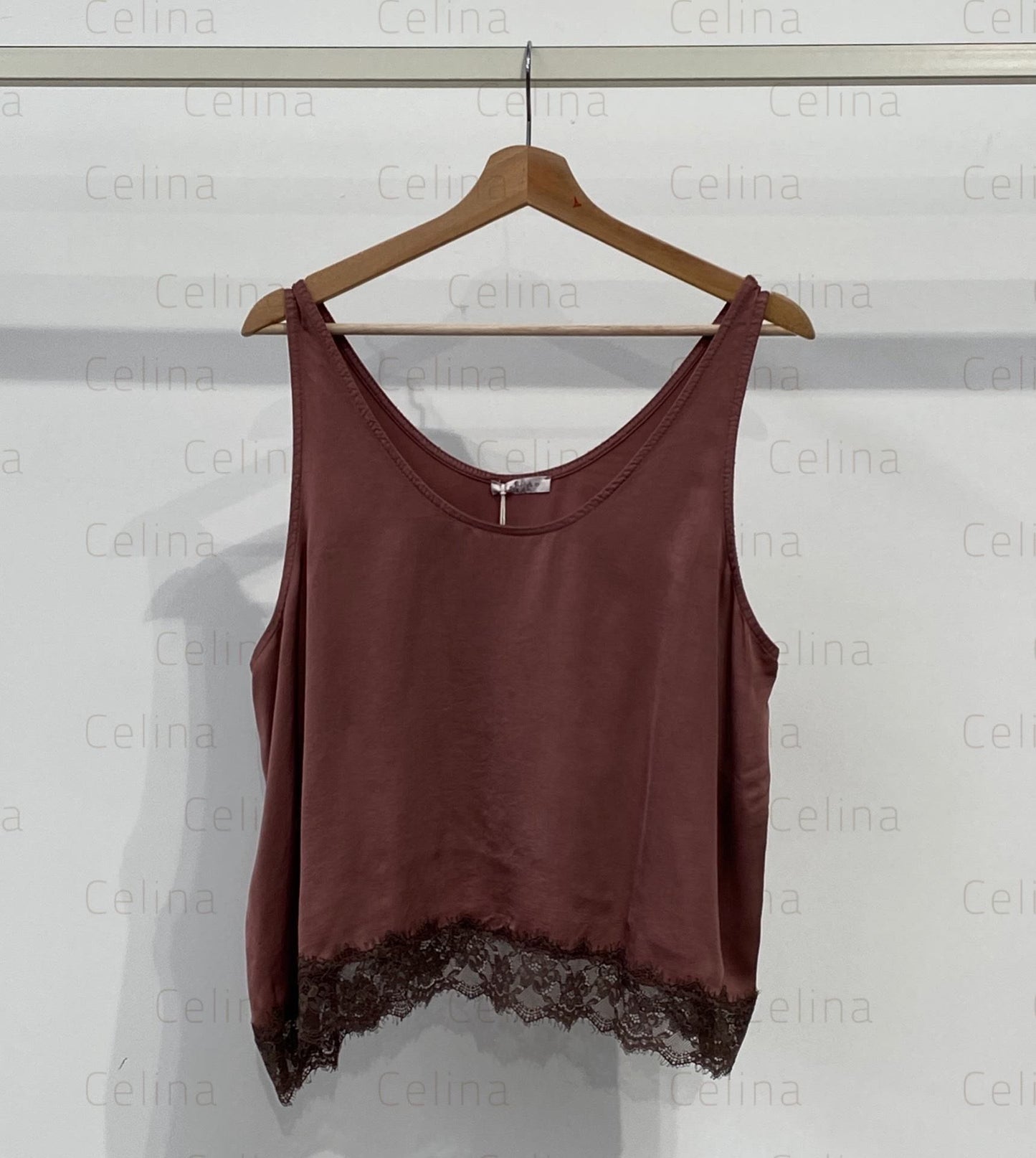 GRECIA - LENCERO DETALLE BLONDA SATINADO