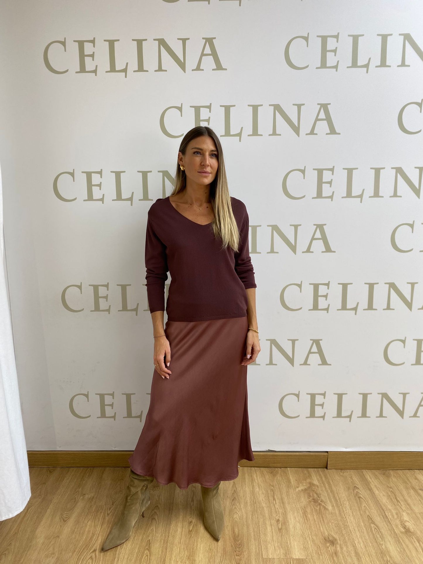 PARIS - FALDA LISA SATINADA