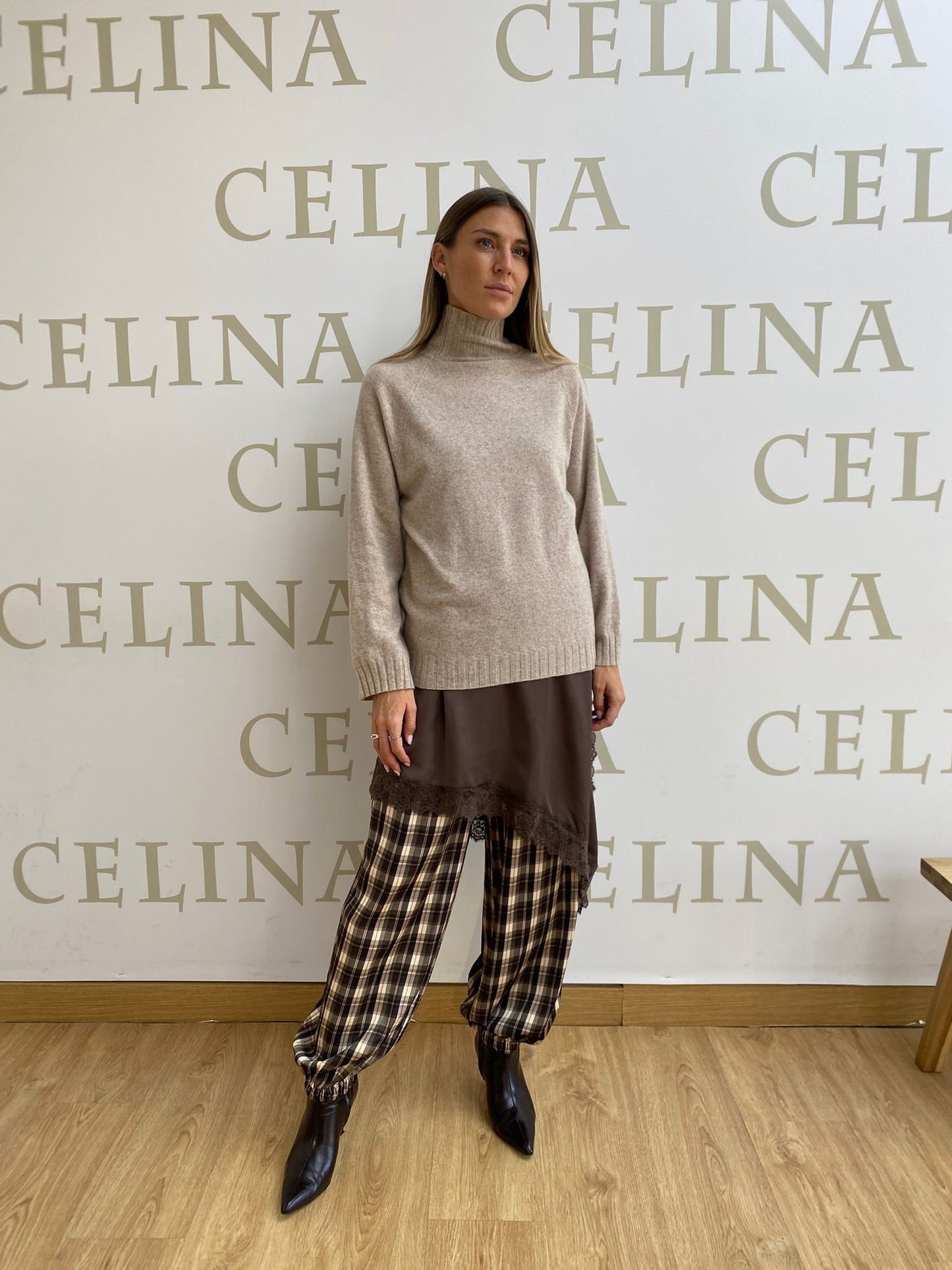 NANTES - VESTIDO ASIMÉTRICO SATINADO